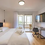 Penthouse With View In City Center